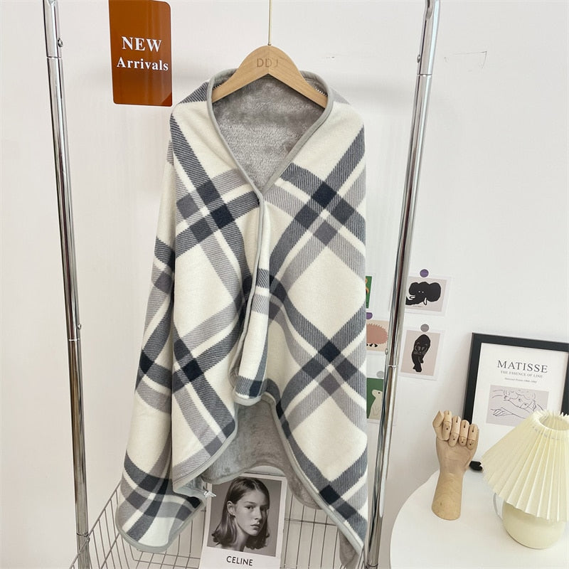 Wearable Plaid Fleece Blanket With Button
